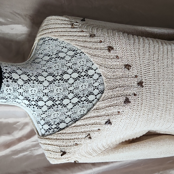 🎊HP🎊 Marie Claire Boho Crochet Hollow Out Breathable Knit Light Weight Sweater - Picture 2 of 12